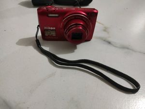 Brand New Nikon Coolpix S6800 Camera