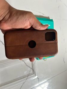 IPHONE 11 FLIP COVER