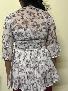 Chic Floral Sheer Tie-Front Crop Top