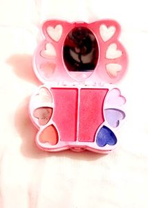 ADS MAGIC MAKE-UP KIT WITH BLUE HEAVEN EYE SHADOW