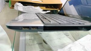 Acer Laptop With Charger