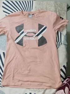 Under Armour T-Shirt