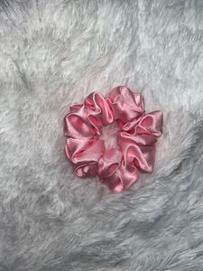 Silk Stain Scrunchie