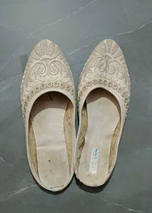 Ethnic Mojari Shoes