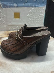 Brand New Catwalk Heels