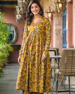 Floral Print Kurta Set