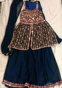 Elegant Navy Blue Embroidered Kurta Set