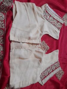 Cream Red Contrast Saree With Blouse Ready