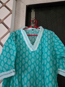 Elegant Blue Printed Kurta V neck