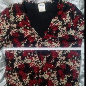 Old Navy Floral Long Sleeve Top