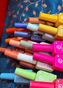 (Set of 13 )Colors Queen Affair Nail Polish bundel