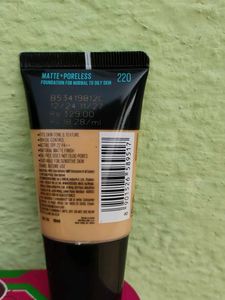 Maybelline Fit Me Foundation