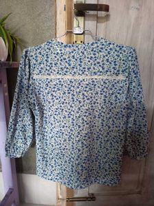 Women Tops