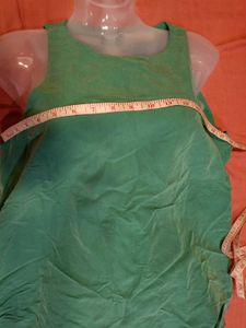 &#34;M&amp;S&#34; Solid Green Sleeveless Apron Top