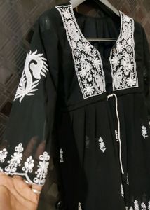 Price Droped ⬇️ Women's Georgette Embroidery Kurta