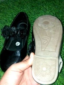Cute Black Floral Shoes