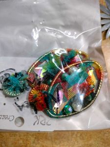 EAR STUDS EACH -99 /-