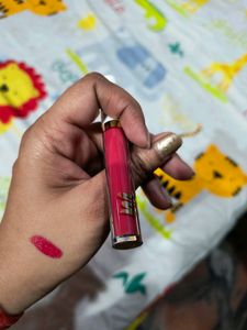 Combo Of Lipstick &amp; Nailpaint Remover