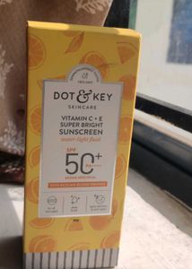 Dot & Key Sunscreen SPF 50