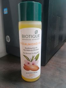 Biotique Makeup Cleanser