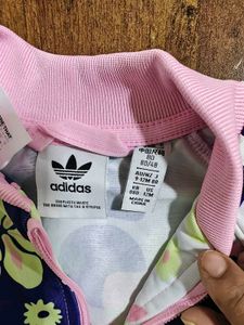 Adidas Sporty Set. In Vbgood Condition.