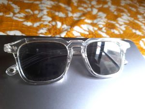 Trendy Sunglasses For Both Men And Women