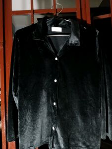 Korean Velvet Shirt....46 Cm Bust