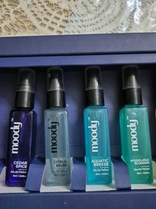 Moody Perfume Set