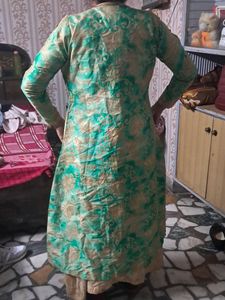 Banarasari Coat Brings Royal Look To The Attire