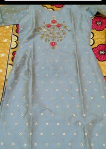 Grey Kurti with Red Banarasi Dupatta