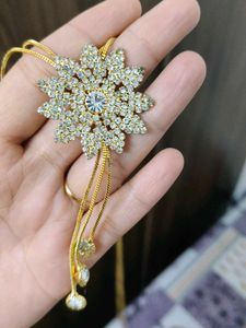 1 Pendant Set And Bracelet