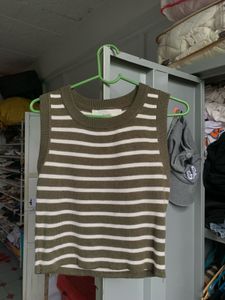 Korean Top
