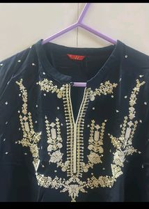 PARTY WEAR ,MEDIUM SIZE KURTI