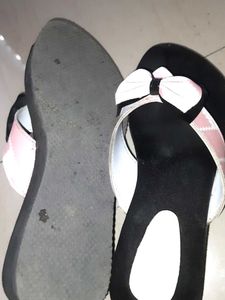 Soft Velvet Heels For Daily Wear