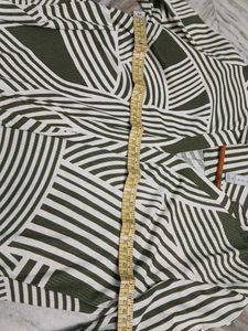 Modern Abstract Olive &amp; White Long Sleeve Top