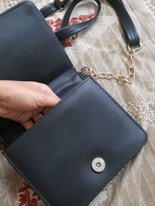 Black sling bag