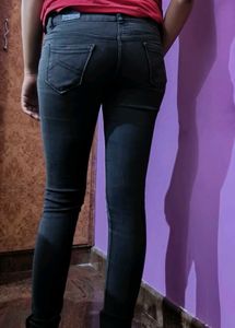 Dark Wash Skinny Jeans