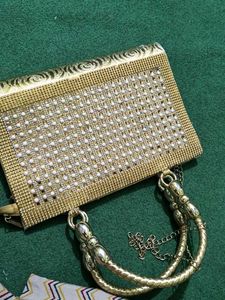 Combo Classy Gold Clutch And Paruse, Slingbag