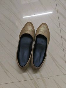 Women Glitter Heals