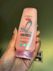 L&#39;Oreal Glycolic Gloss Set