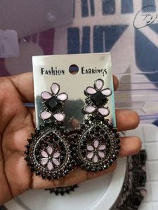 Black &amp; Baby Pink Necklace Set With Maang Tikka🥰