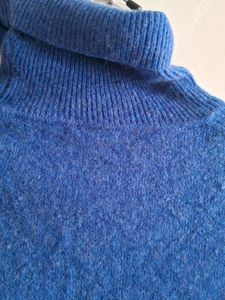 Turtle Neck sweater