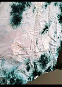 Chikankari Tie And Dye Kurta