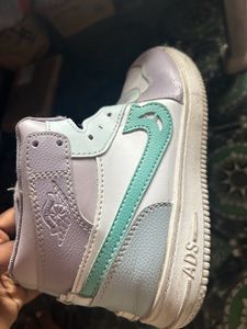 Casual Sneakers