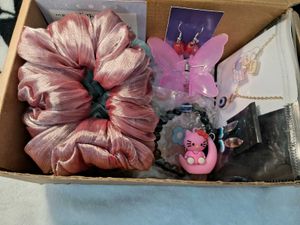 GIFT HAMPER 🎁