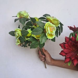 Huge Artificial Flowers !!