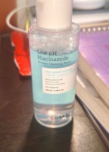 COSRX Low pH Niacinamide Cleanser