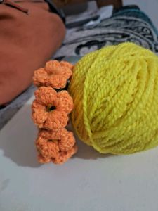 Floral Crochet Hair Tie🧶🧡