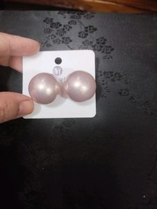 Pearl Studs