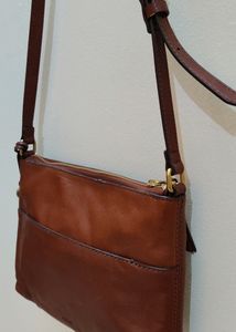 Authentic Fossil Genuine Leather Sling Bag